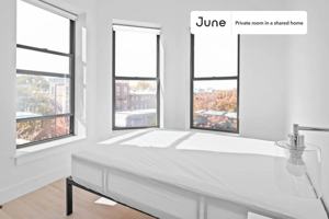 featured image of 529 Monroe St #2