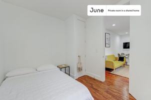 featured image of 723 E 5th St #4