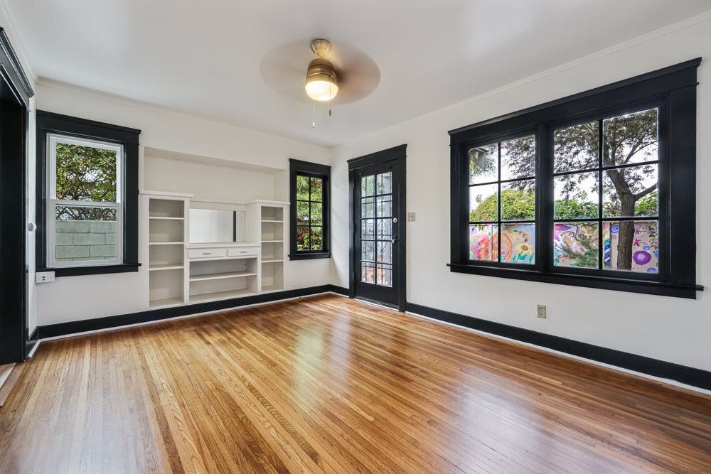 4747 Voltaire St #4749 - Photo 4 of 17