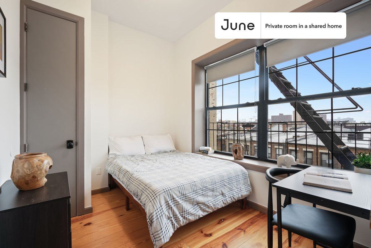 209 West 135th St, New York, NY 10030 #1 - Photo 2 of 8