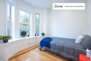 featured image of 355 Tompkins Ave #2