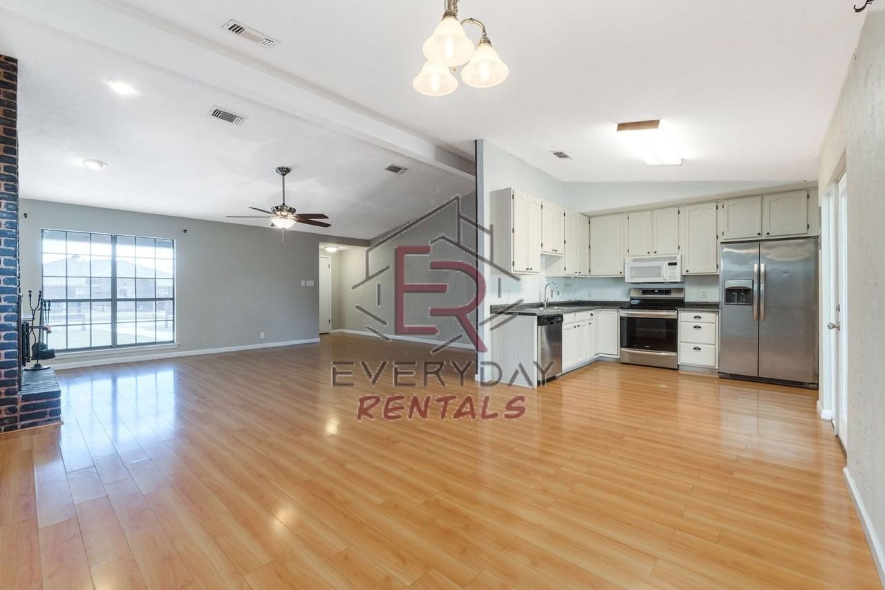 4514 Cactus Trl - Photo 5 of 16