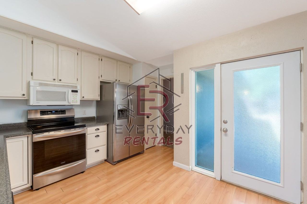 4514 Cactus Trl - Photo 6 of 16