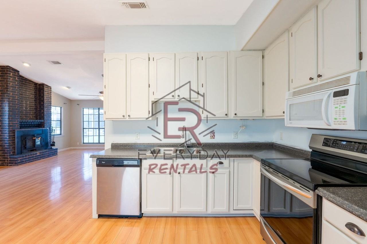 4514 Cactus Trl - Photo 7 of 16