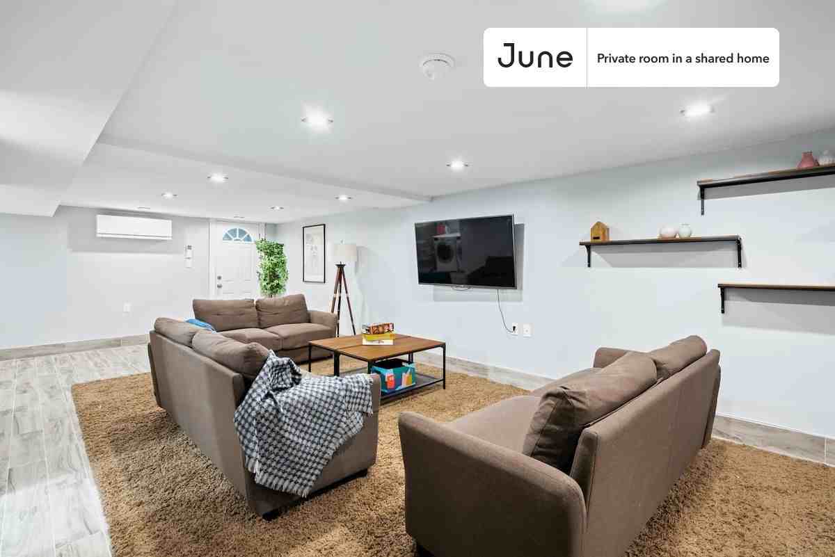 780 Lafayette Ave, Brooklyn, NY, 11221 #3 - Photo 5 of 11