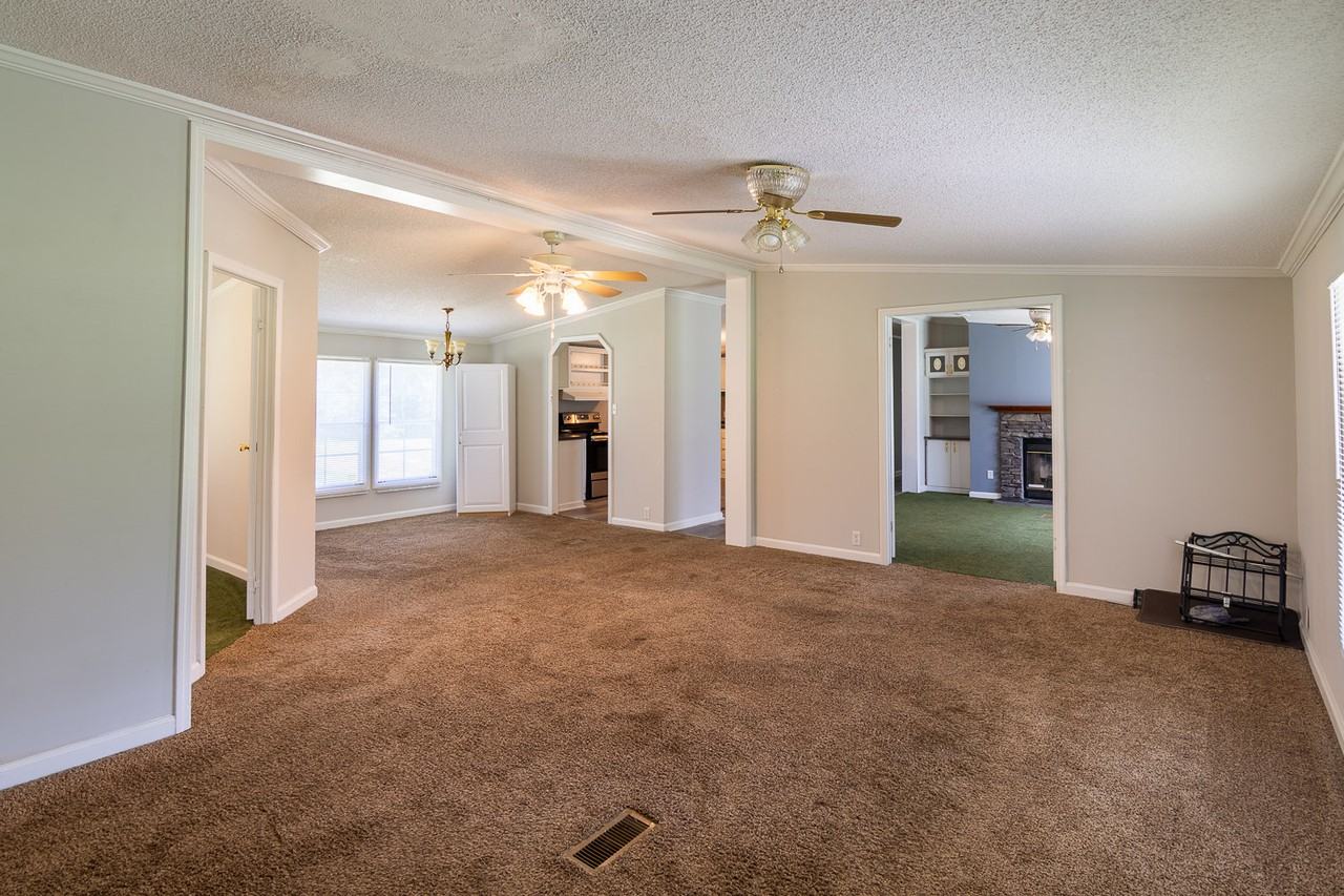 3225 Melba Dr #1 - Photo 3 of 9