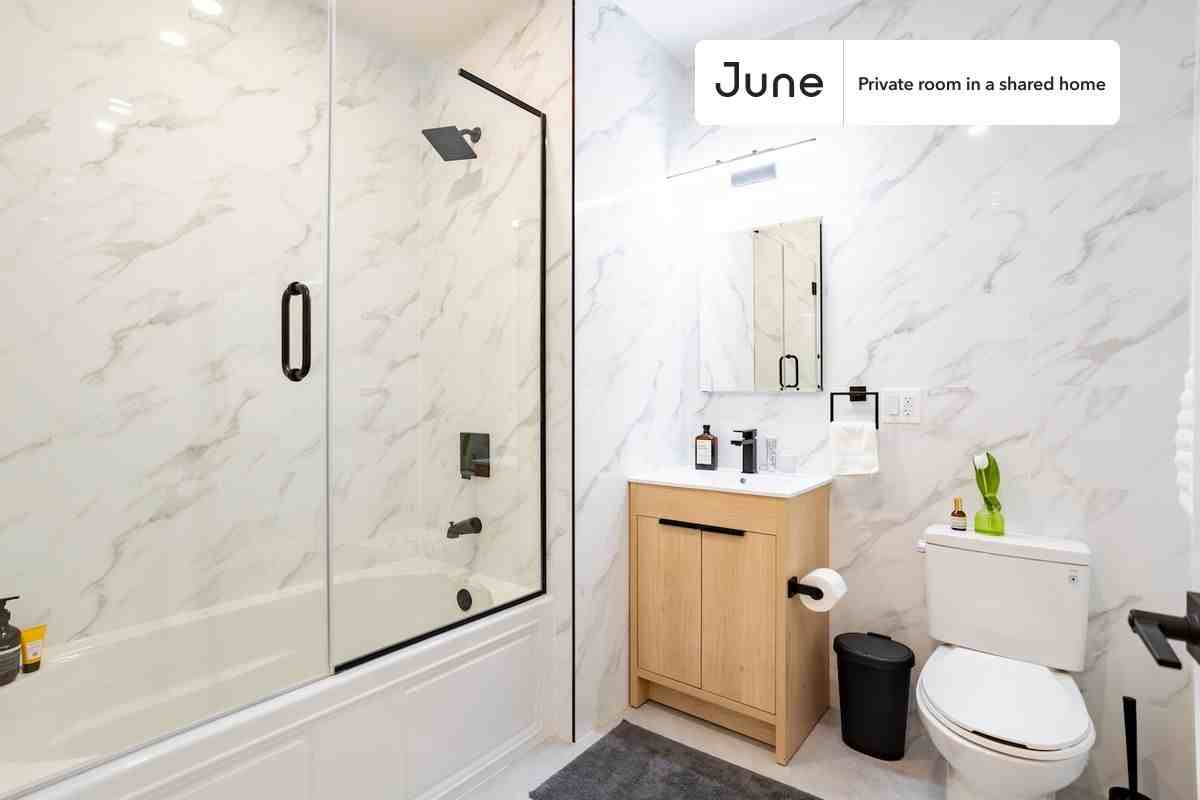 246 W 108th St, New York, NY 10025 #3 - Photo 6 of 8