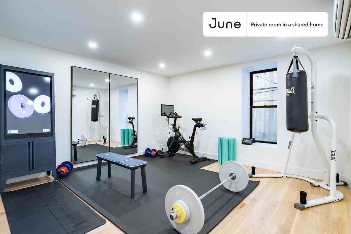 246 W 108th St, New York, NY 10025 #3 - Photo 7 of 8