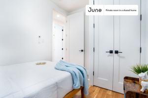 featured image of 791 Onderdonk Ave #3