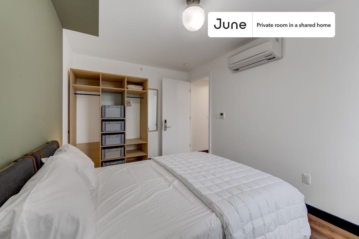 186 North 6th Street, Brooklyn, NY 11211 #1 - Photo 4 of 12