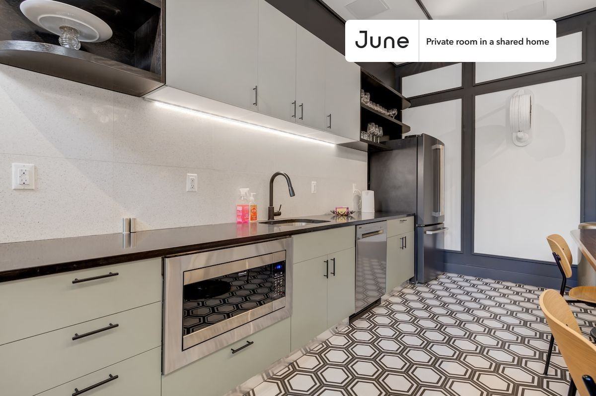 186 North 6th Street, Brooklyn, NY 11211 #1 - Photo 7 of 12