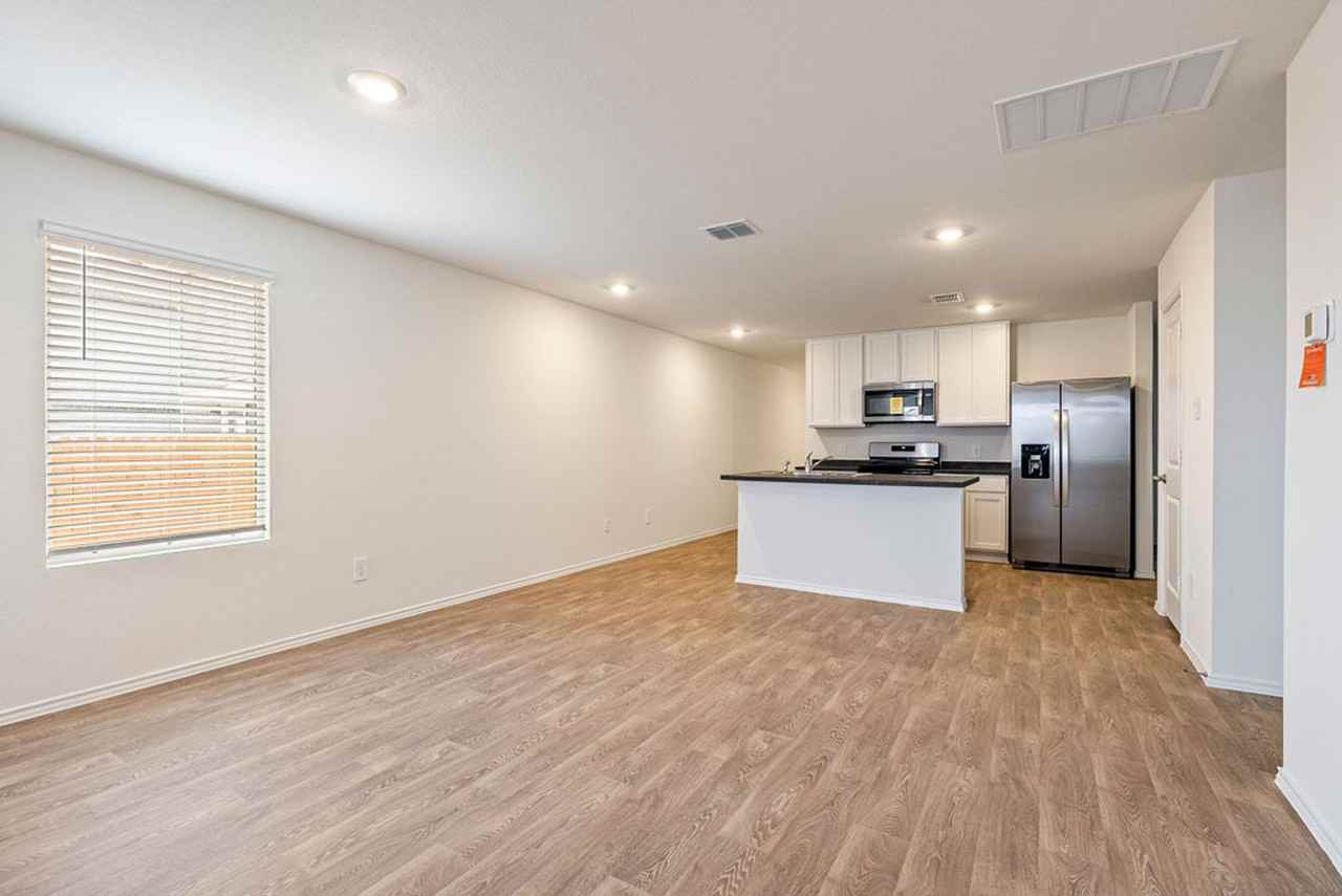 172 Bull Lake Cir - Photo 4 of 18