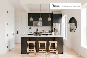 featured image of 529 Monroe St #2