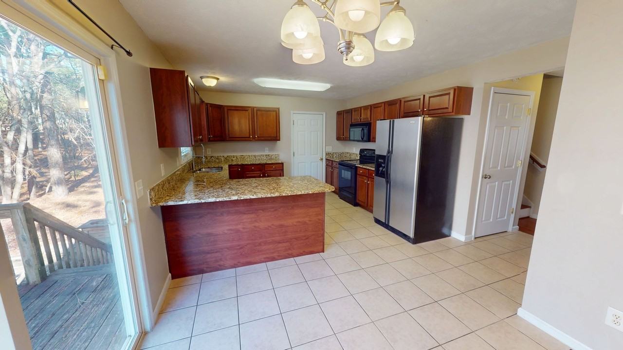 270 Quail Holw - Photo 5 of 28