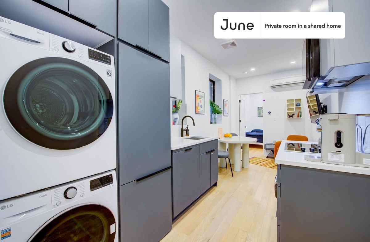 246 W 108th St, New York, NY 10025 #1 - Photo 5 of 6