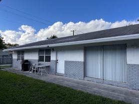 637 Sw 3rd Ave - Photo 1 of 1