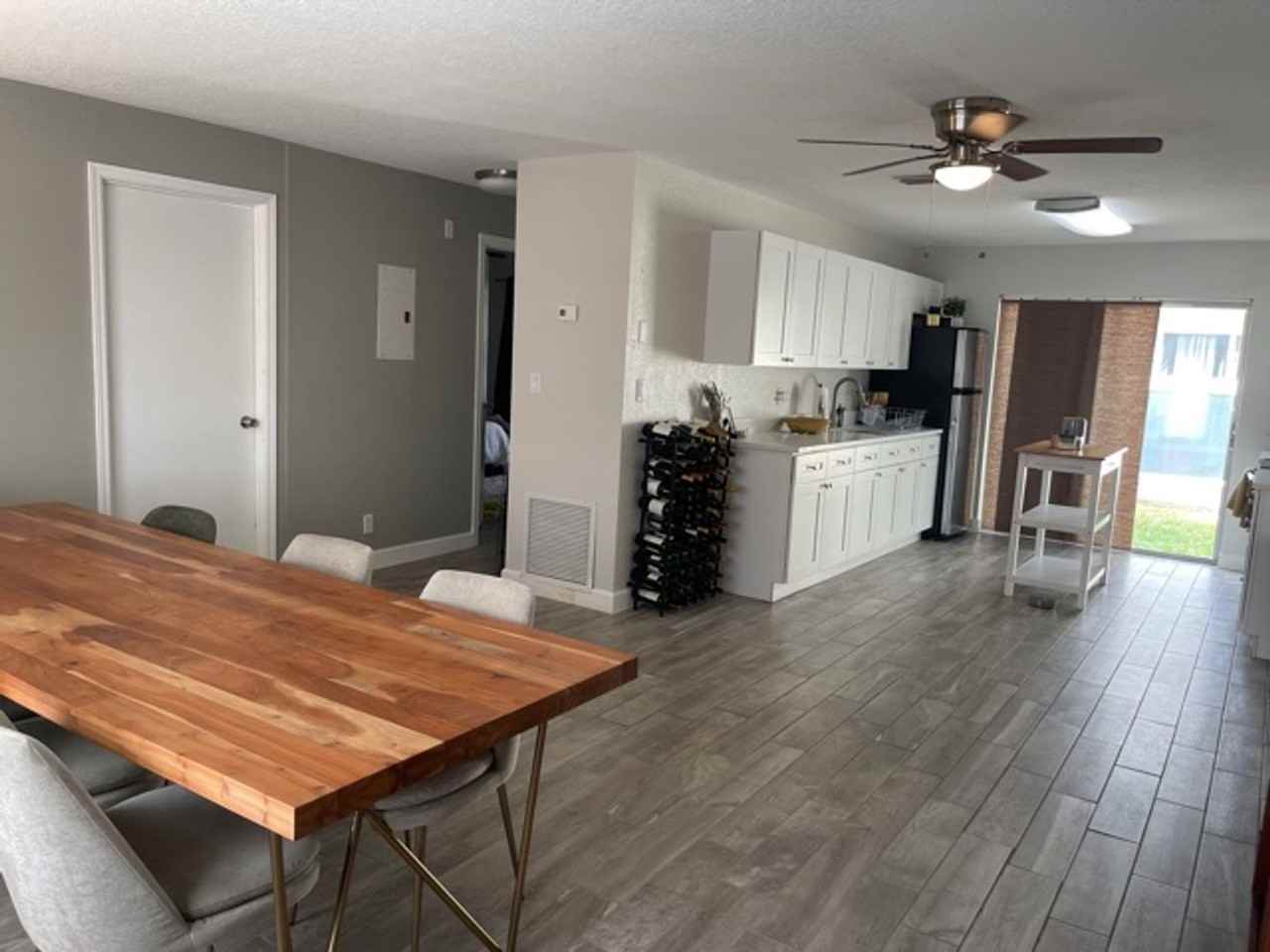 637 Sw 3rd Ave - Photo 6 of 10