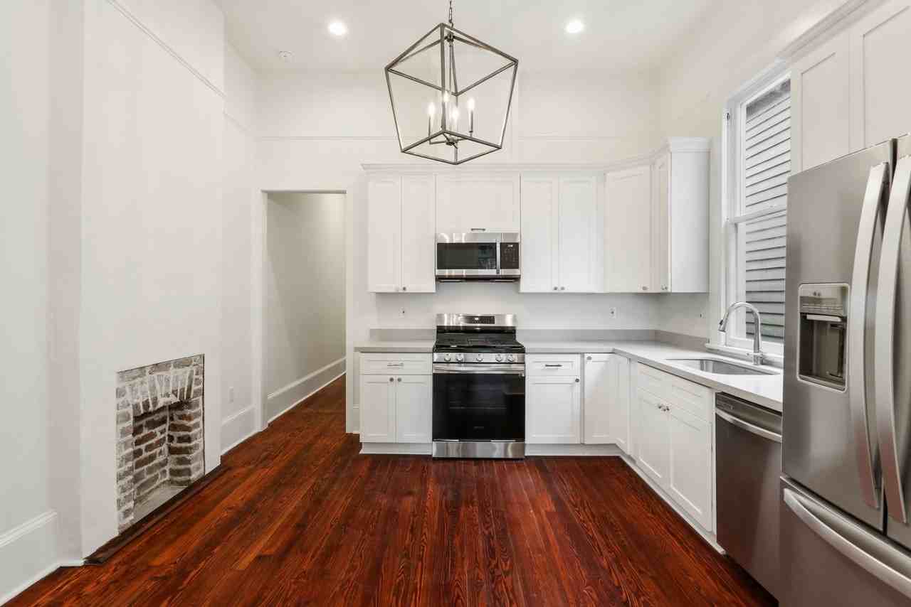 4437 Annunciation St #4437 - Photo 3 of 12