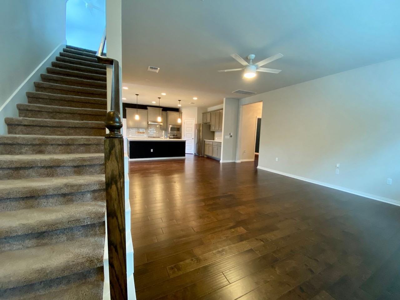 8816 Cattle Baron Path - Photo 4 of 32