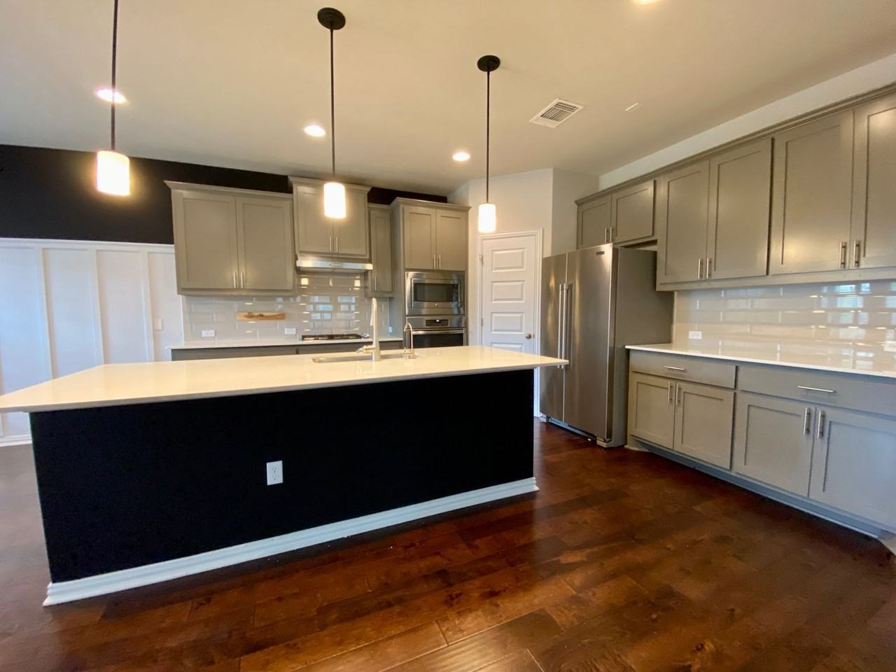 8816 Cattle Baron Path - Photo 6 of 32