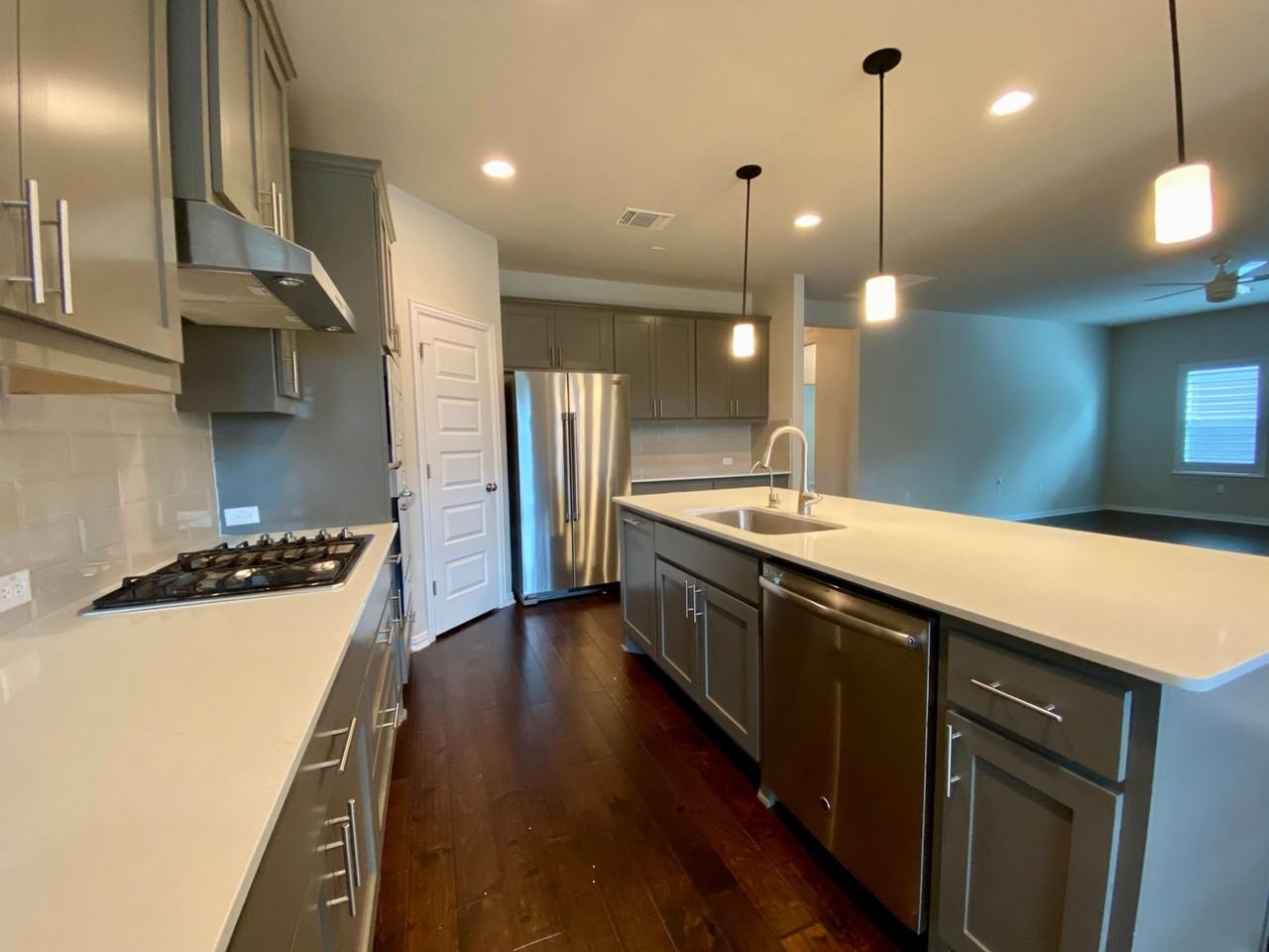 8816 Cattle Baron Path - Photo 7 of 32