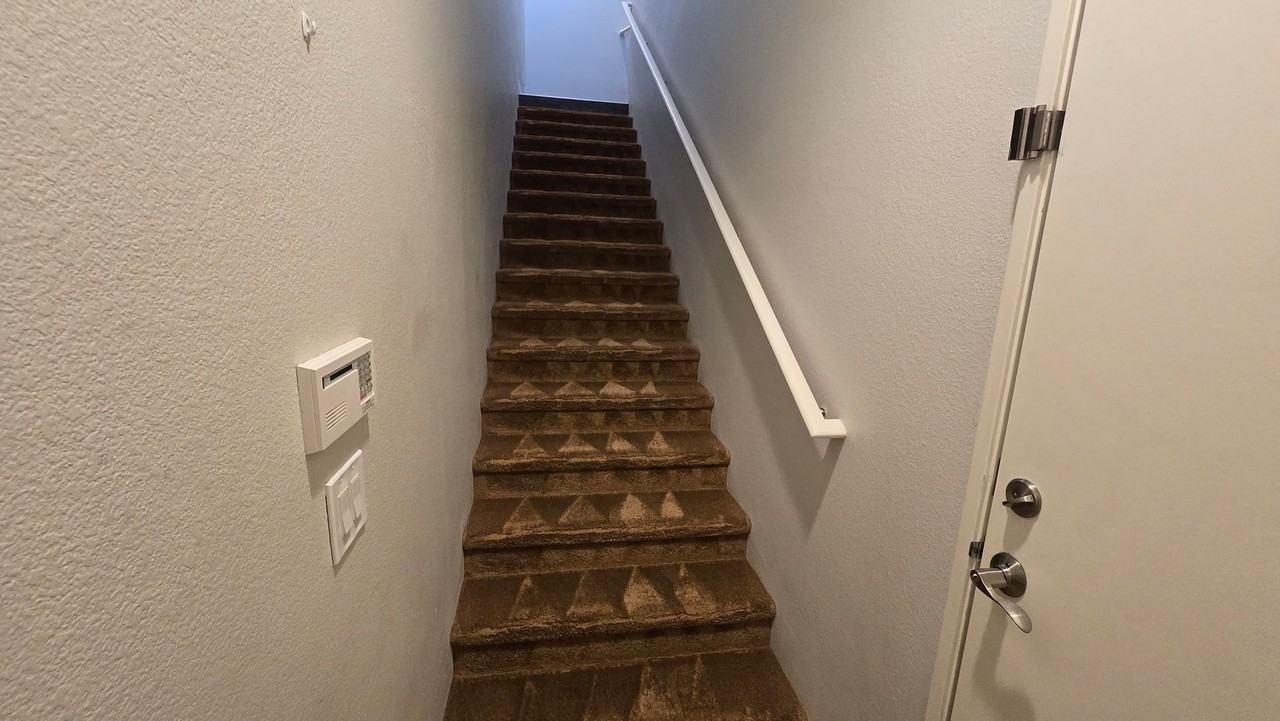 3975 N Hualapai Way #219 - Photo 7 of 33