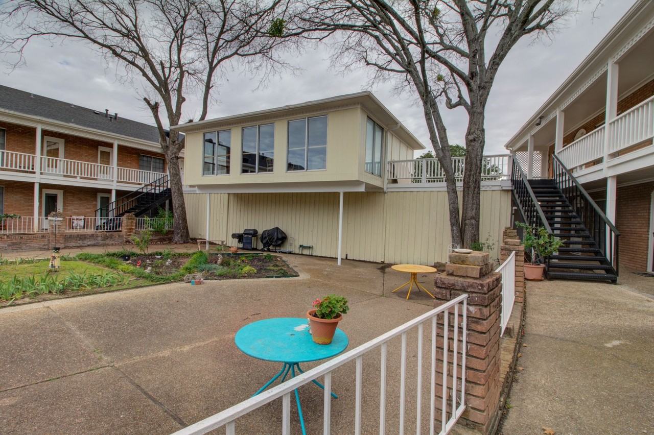 1625 Wooded Acres Dr #112