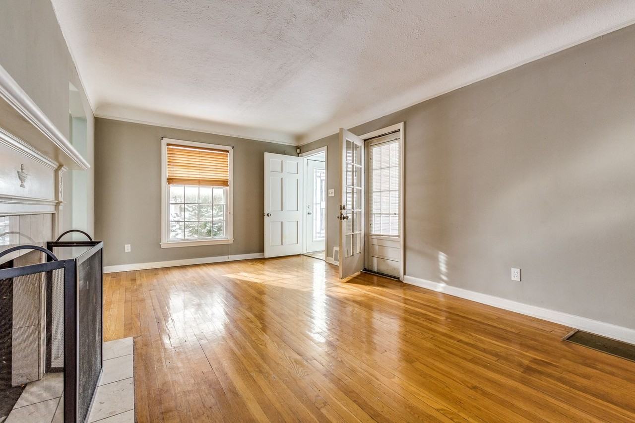 3807 Northampton Rd - Photo 4 of 19