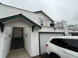 featured image of 438 Nw 19th St #23