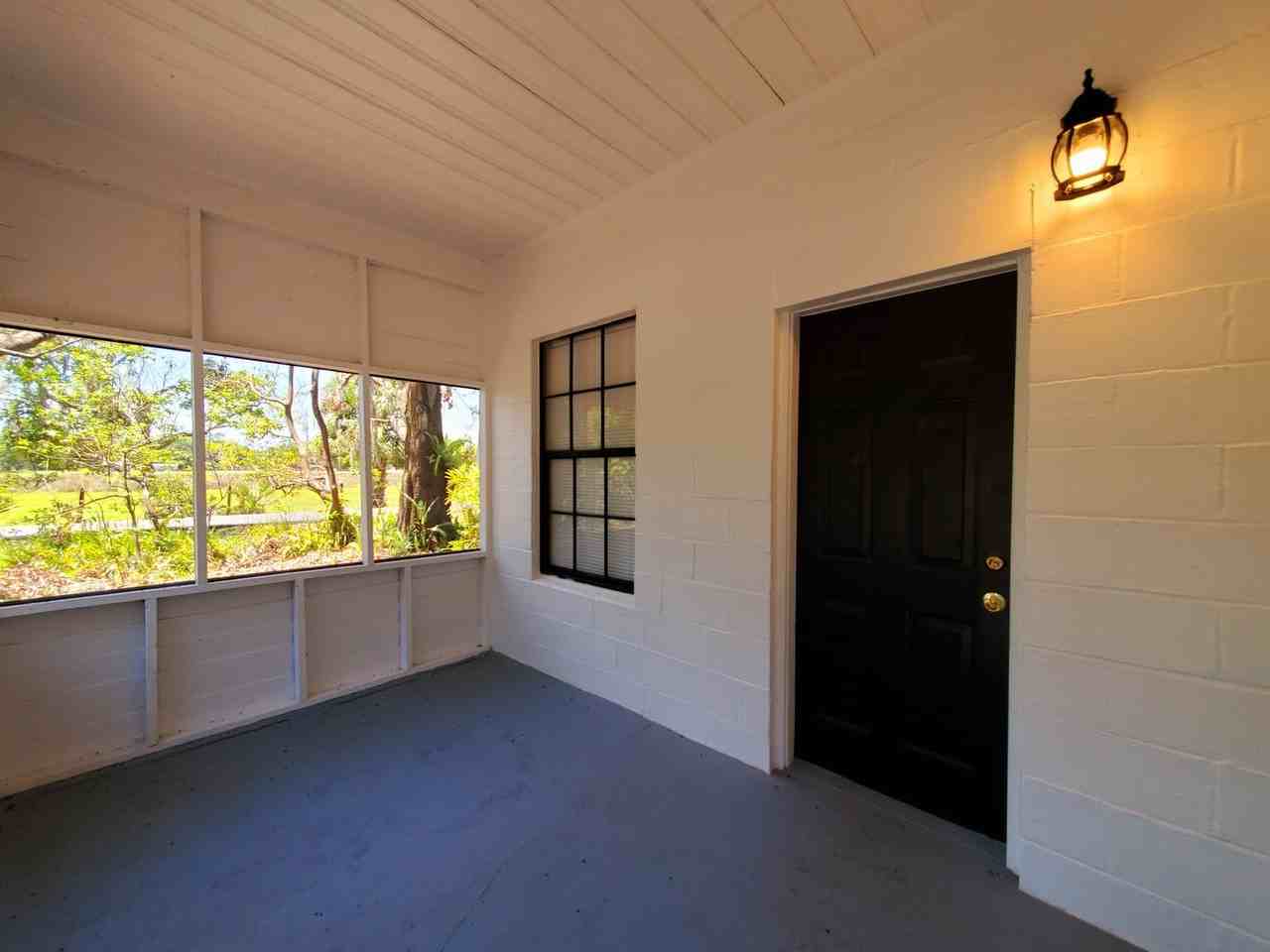 209 S Wiggins Rd - Photo 4 of 16