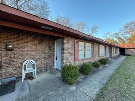 featured image of 621 Hughes St