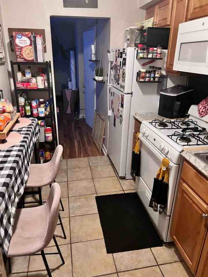 180 Spring Ave #2 - Photo 7 of 15