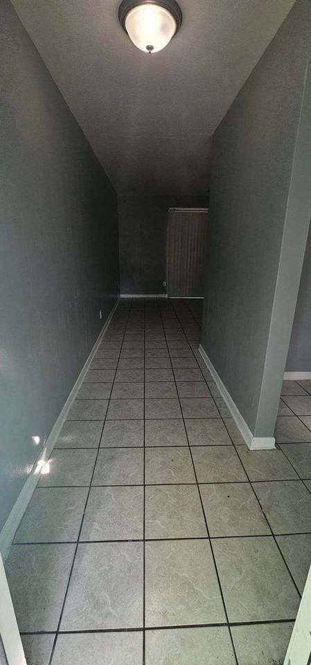 131 131 W Pear St AKA 129 W Pear St - Photo 2 of 8