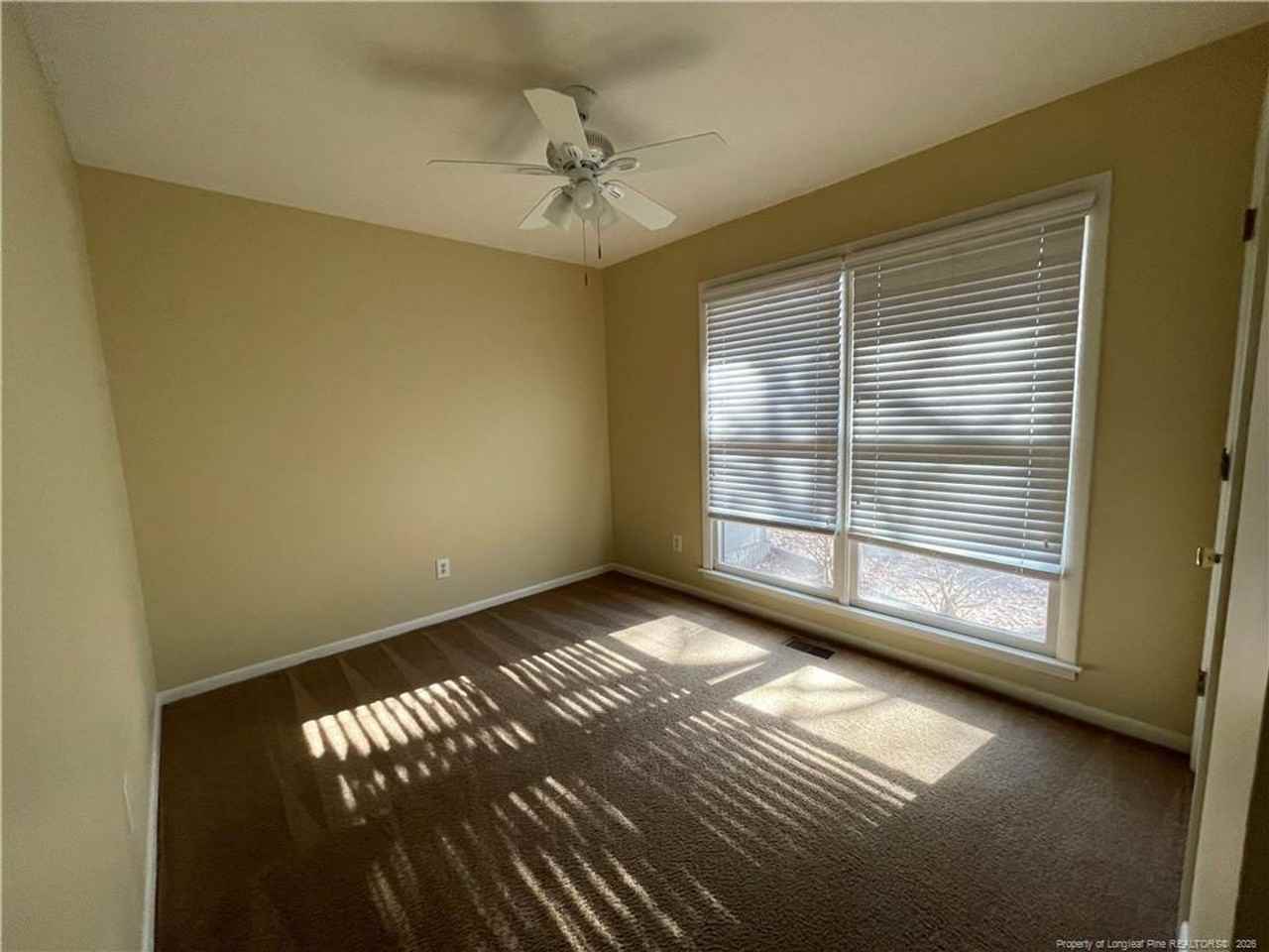 5736 Waters Edge Dr - Photo 7 of 12