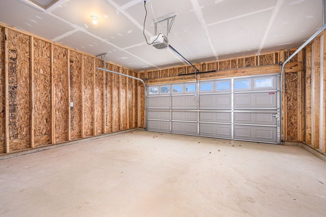 1867 Austin St - Photo 6 of 18