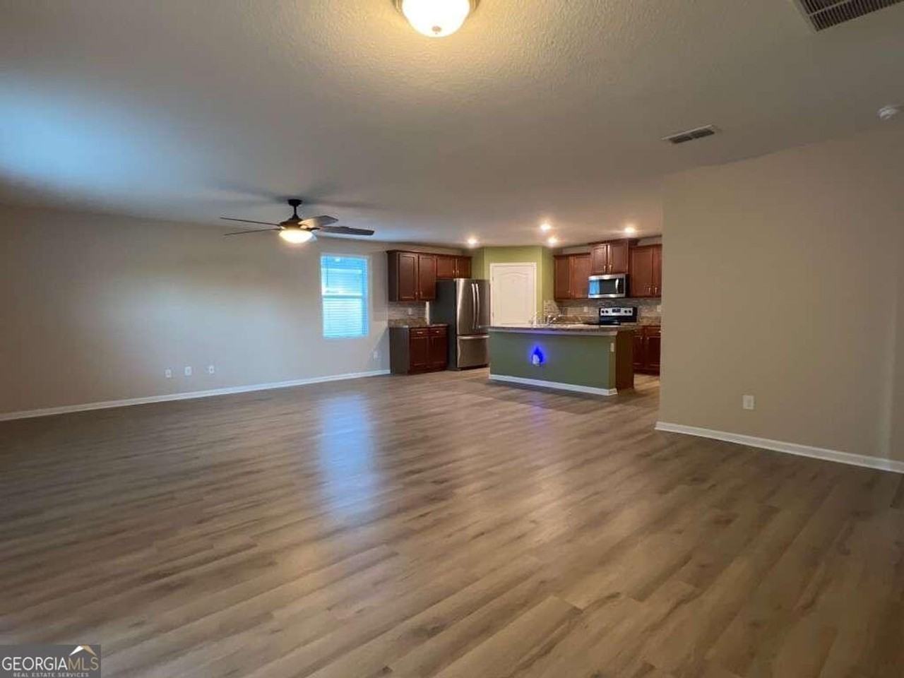 306 Cedar Breeze Dr - Photo 5 of 25