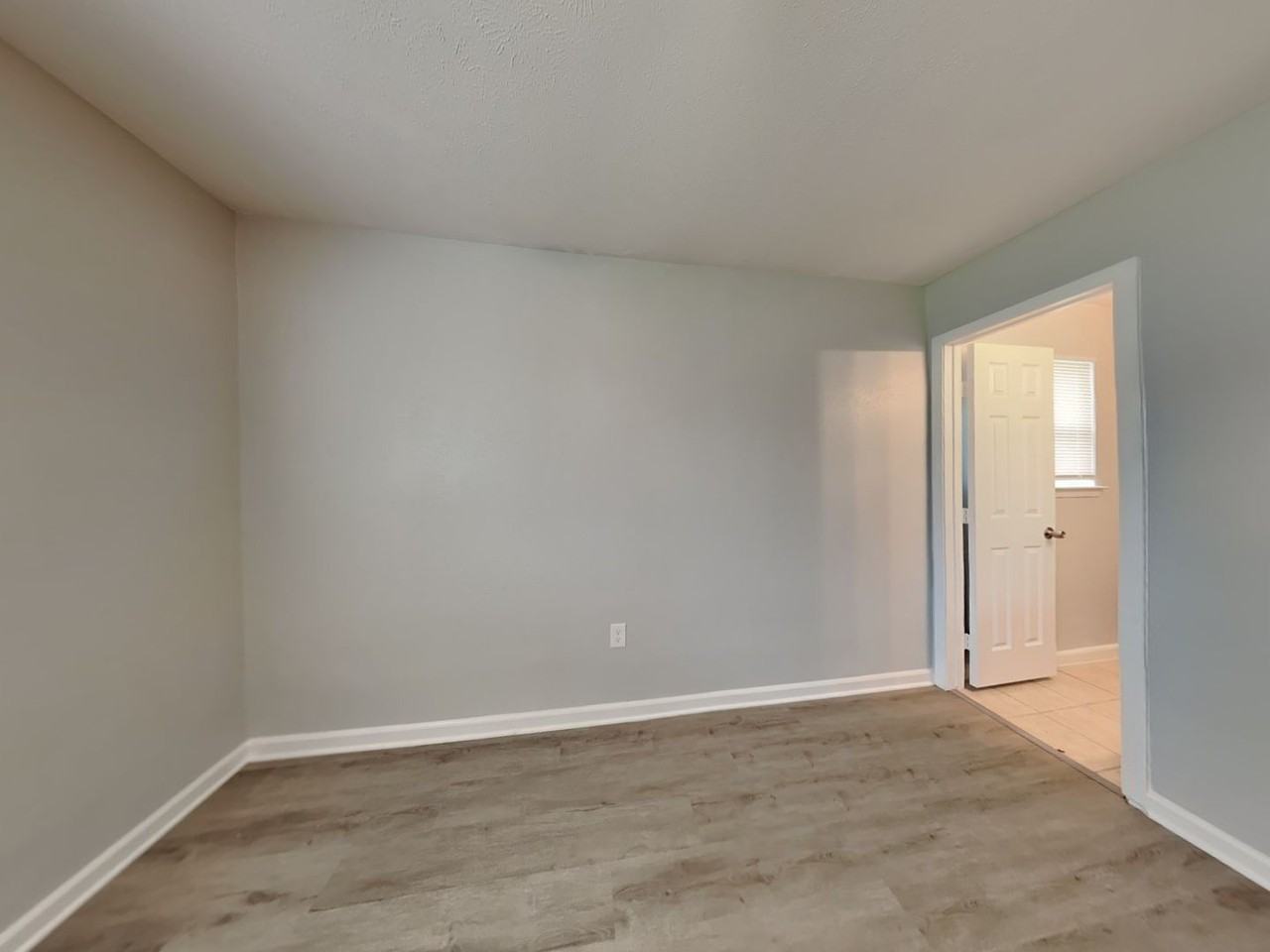 3207 Daniel Dr - Photo 7 of 21