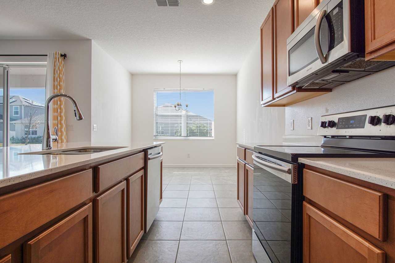 1413 Rosedale Rd - Photo 7 of 34