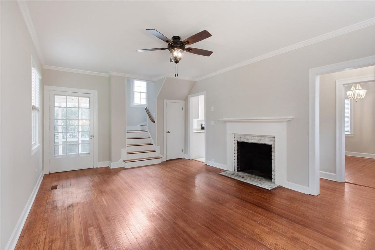 303 Piez Ave - Photo 4 of 30