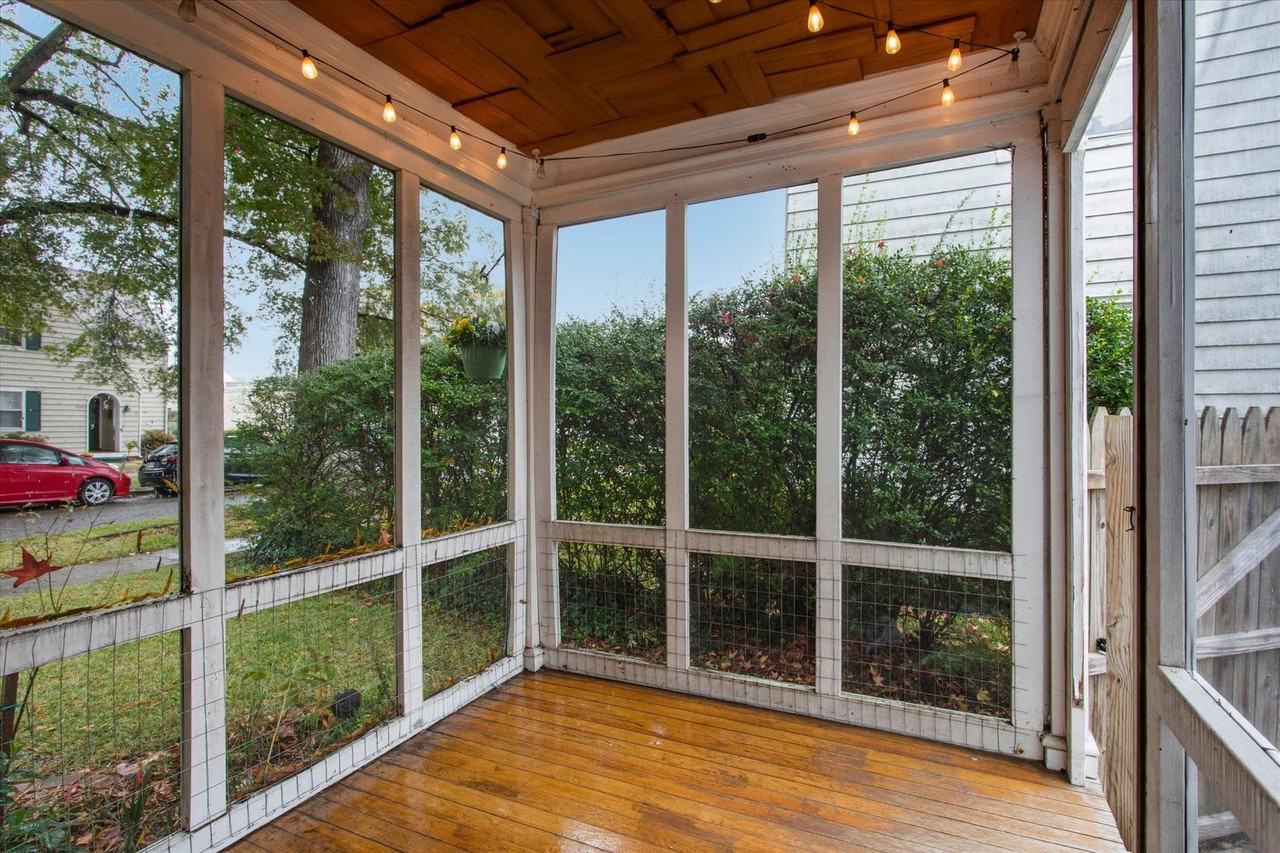 303 Piez Ave - Photo 6 of 30