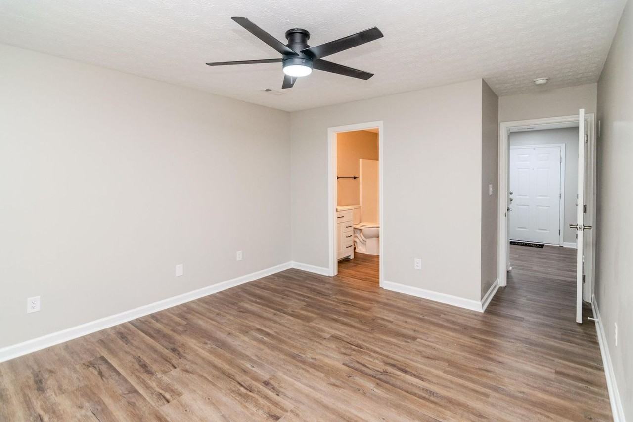 2539 Danielle Ln - Photo 6 of 34