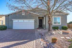 featured image of 797 N Soliz St