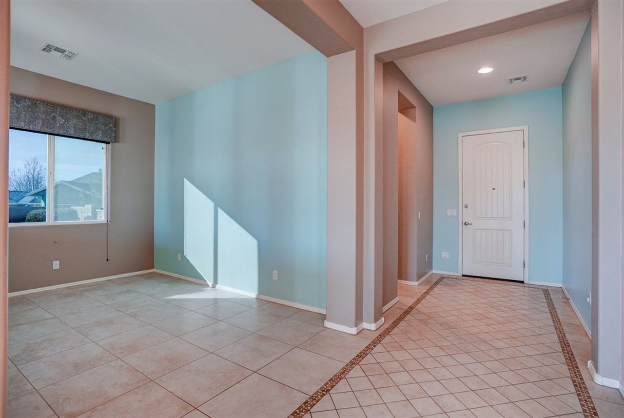 797 N Soliz St - Photo 4 of 45