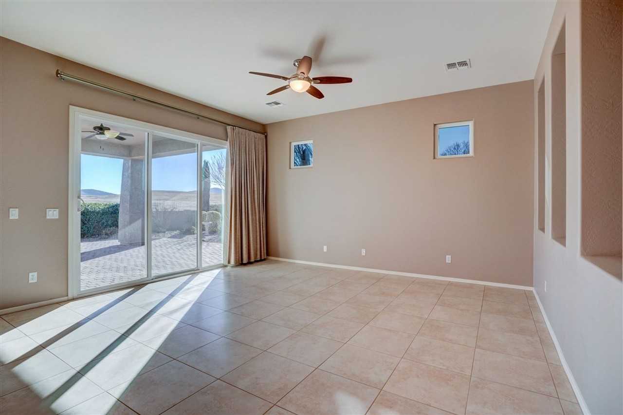 797 N Soliz St - Photo 6 of 45