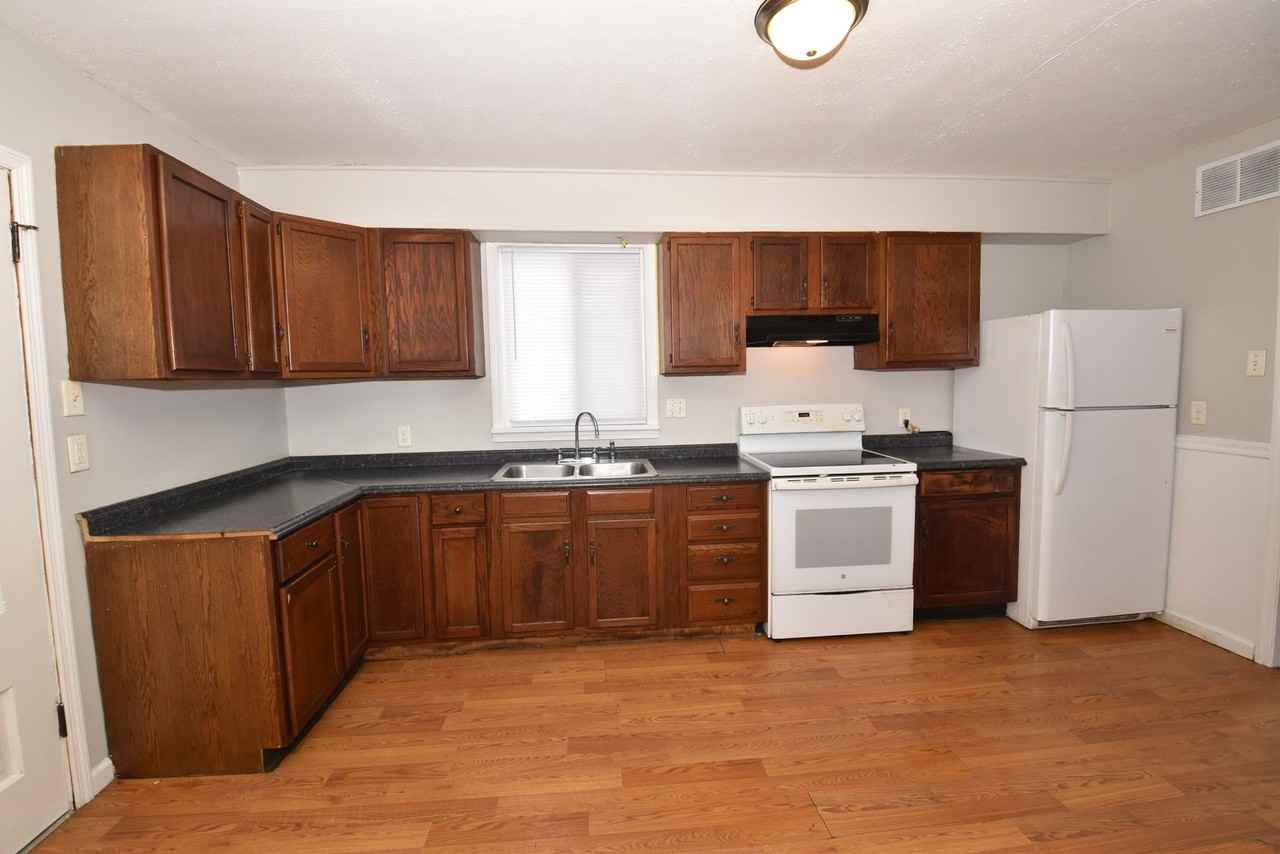 1214 S 29th St - Photo 7 of 34