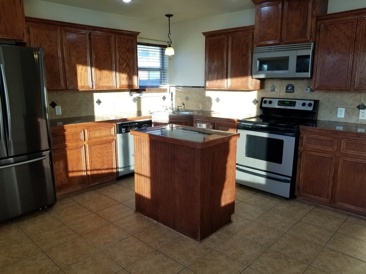 3107 Lavender Ln #1 - Photo 3 of 15