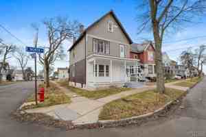 featured image of 291 E North St Unit S #S
