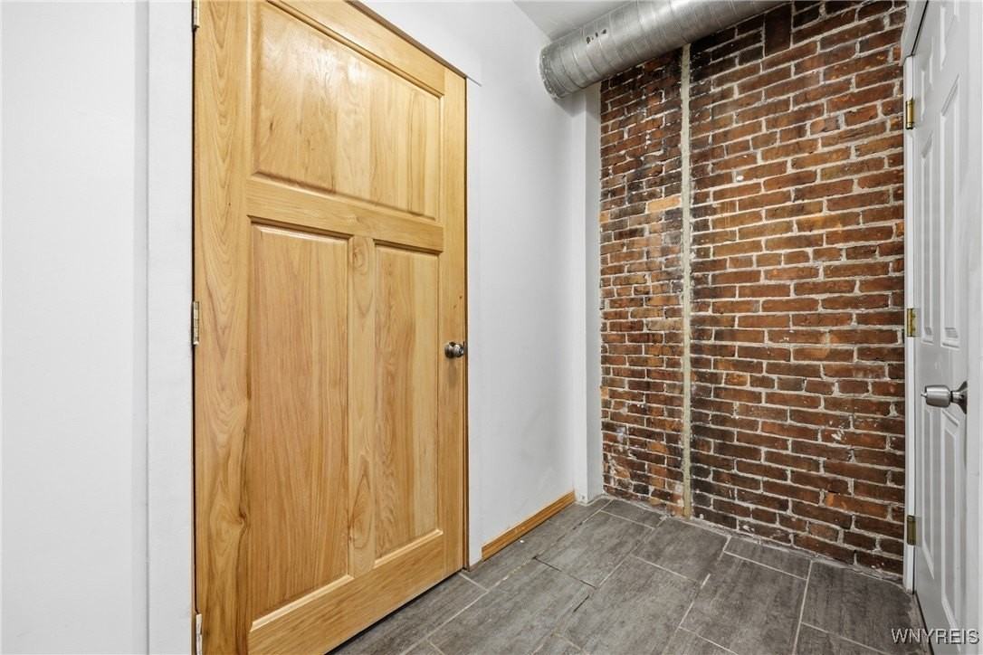 110 Genesee St - Photo 2 of 27