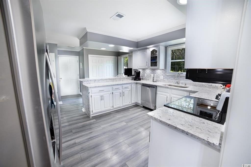 1150 Waterway Ln - Photo 7 of 32