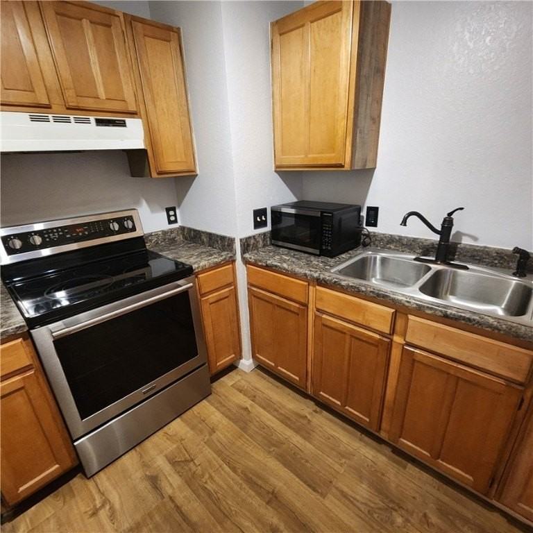 2673 Camargo Dr - Photo 4 of 18